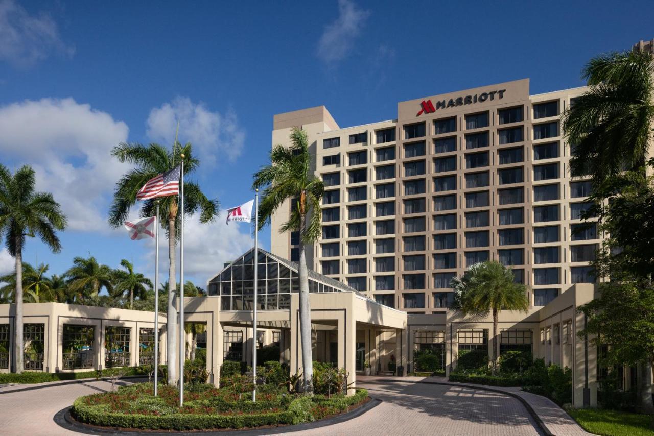 Boca Raton Marriott At Boca Center Hotel Exterior photo